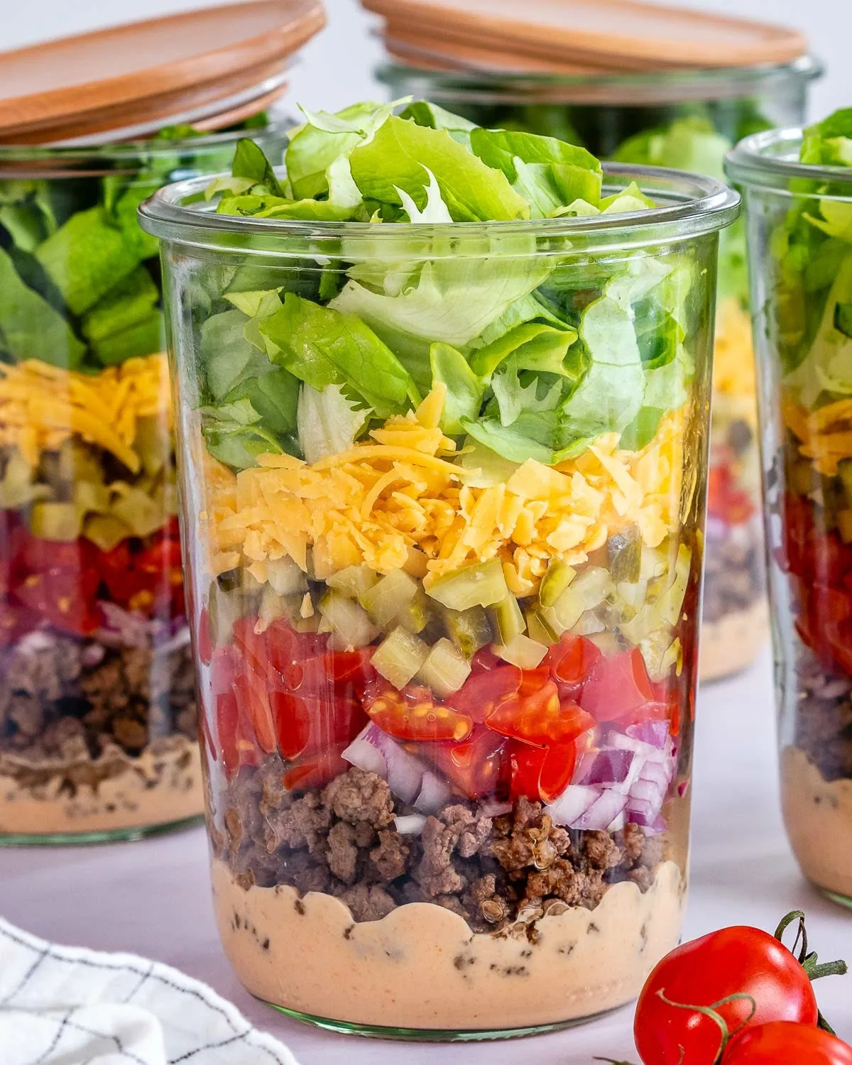 Mason jar salad layering technique